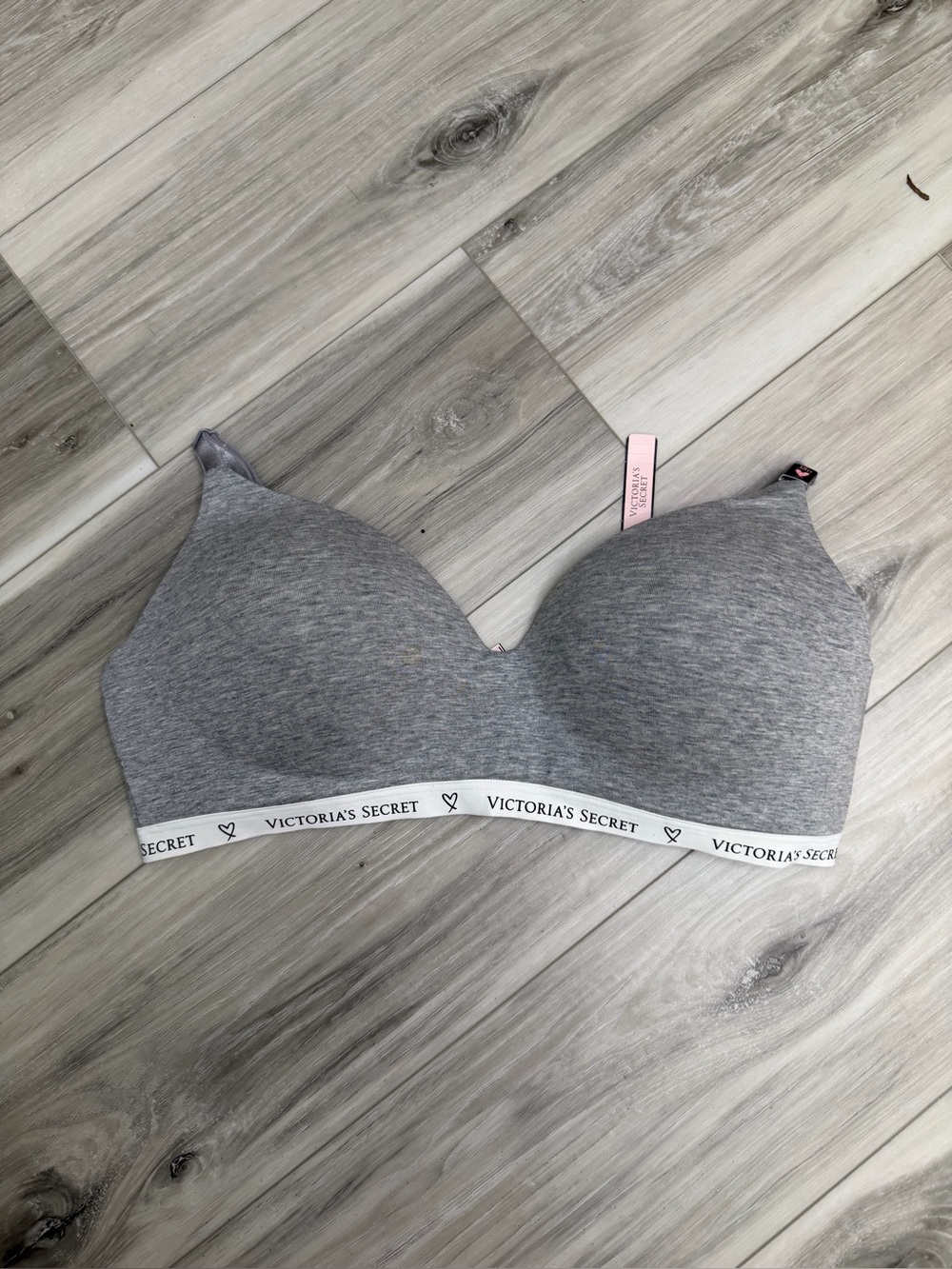 Victoria's Secret Grey Wireless Light Support Bra SZ 38d